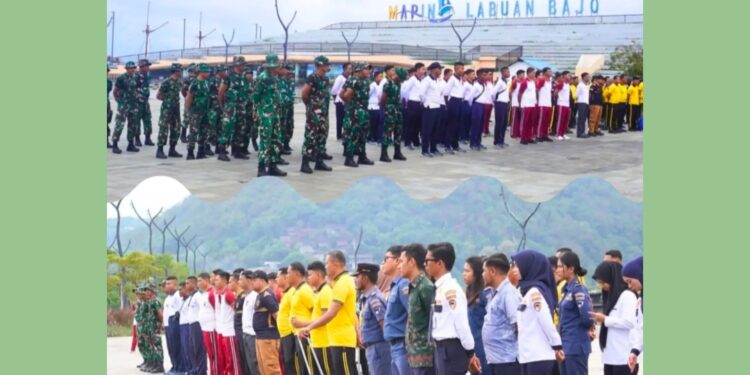 Kodim 1630/Mabar dan Instansi Maritim Bersih-Bersih Dermaga Marina Labuan Bajo