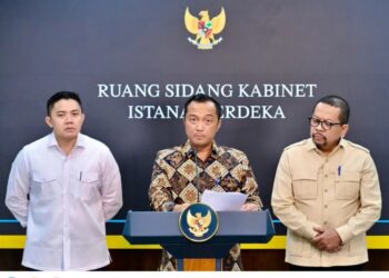 Evaluasi 1,5 Tahun MBG: Prabowo Rombak Pimpinan BGN, Tunjuk Nanik S. Deyang Gantikan Dadan Hindayana
