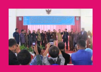SPEKTAKULER! Janji OPR Kepada 10 Bupati Terpenuhi – P4KF Gelar Kongres Rakyat Flores Lembata Alor Pertama di Aula Ine Sina Bajawa 25-26 Februari 2014, Gubernur NTT Bongkar Sejarah Dari Komisi NASROEN Sampai Deklarasi Ende !