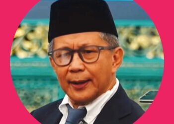DITANYA WARTAWAN SOAL MASUK ISTANA JADI WANTIMPRES, ROCKY GERUNG JAWAB TEGAS: SAYA TETAP RADIKAL BREAK!