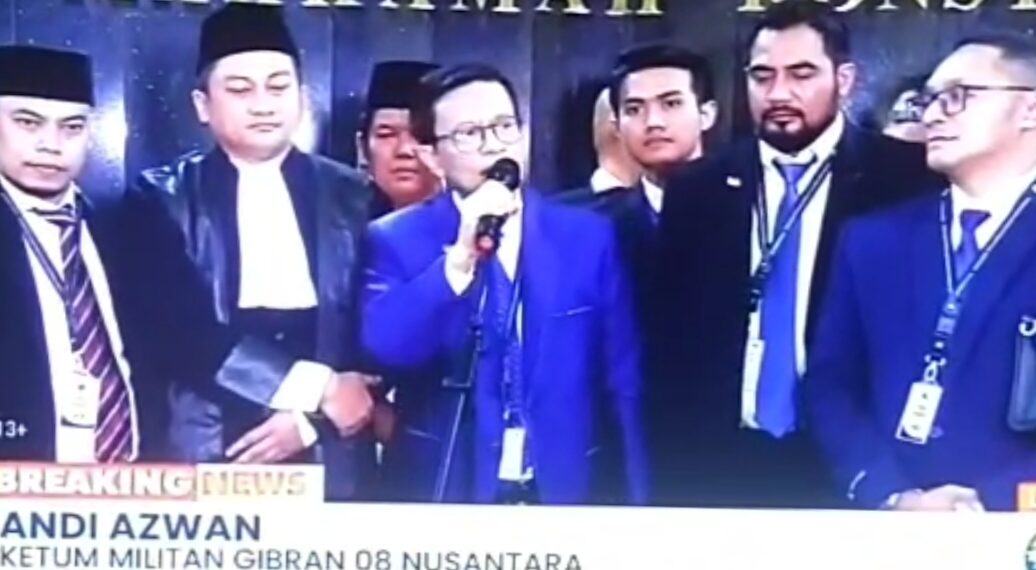 KUBU GIBRAN 08 SORAK MENANG DI DEPAN MK! ANDI AZWAN: GIBRAN BUKAN CACAT KONSTITUSI, DIA PEMIMPIN MASA DEPAN – PADAHAL MK BARU BILANG TAK ADA IJAZAH?