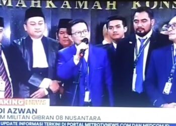 KUBU GIBRAN 08 SORAK MENANG DI DEPAN MK! ANDI AZWAN: GIBRAN BUKAN CACAT KONSTITUSI, DIA PEMIMPIN MASA DEPAN – PADAHAL MK BARU BILANG TAK ADA IJAZAH?
